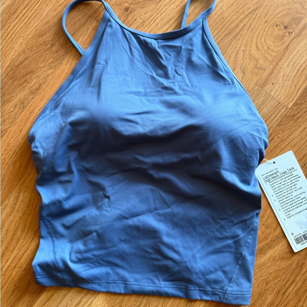 Lululemon women’s Lightweight High-neck Yoga Tank top. Sz 8. WTDR. New w/ tags!